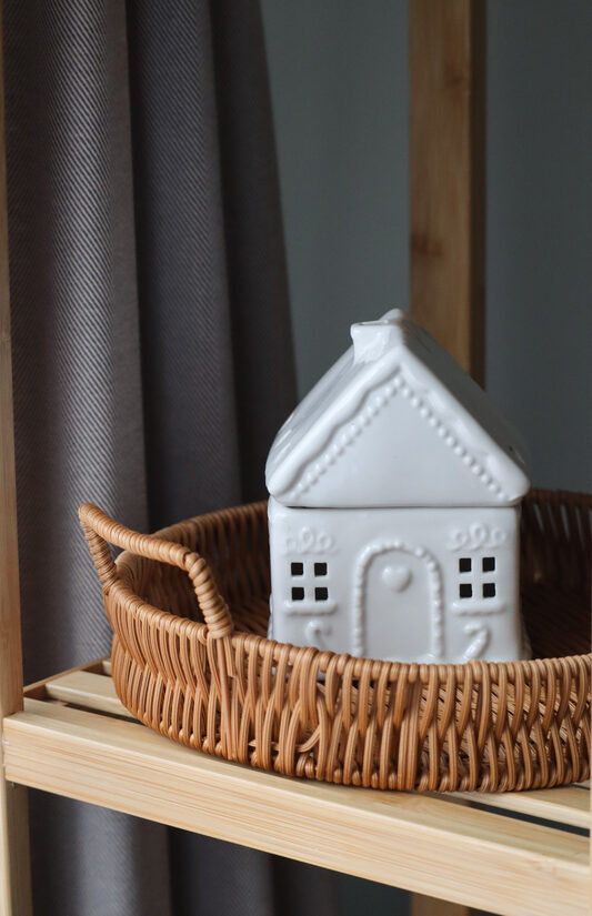 Aromlampa vaska kausēšanai ''Baltais Namiņš''